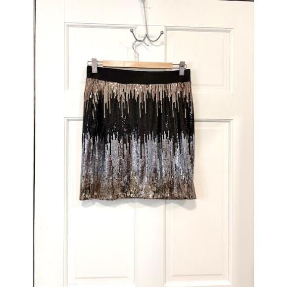 Bisou Bisou Dresses & Skirts - Bisou Bisou Sequin Mini Skirt Womens Sz S Black Gold Silver Ombre Stretchy Party